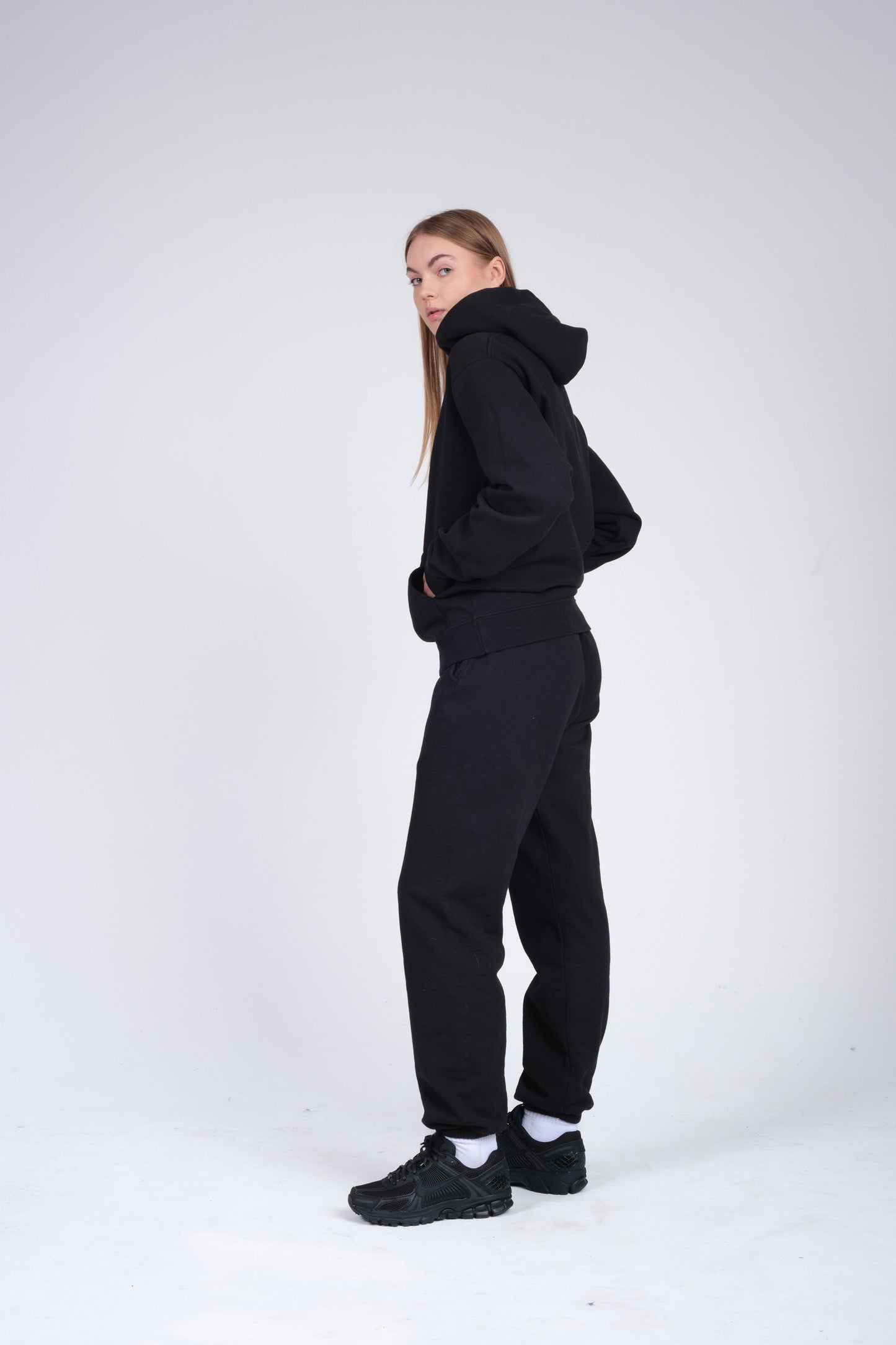 Sweatsuit in Black for Women - Oversized Fit